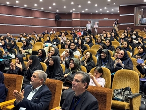 رئیس دانشگاه اصفهان: بنیان خلقت، حیات و آگاهی است، نه ماده  